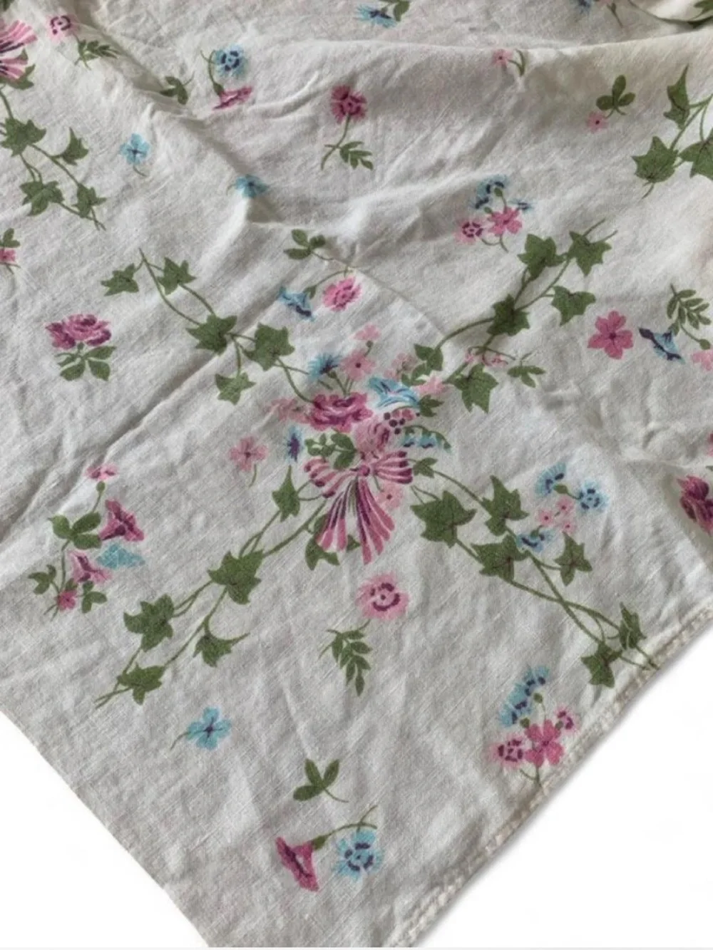 Vintage Cotton Tablecloth English Ivy Flowers and Bows Pink Purple Green 44x48